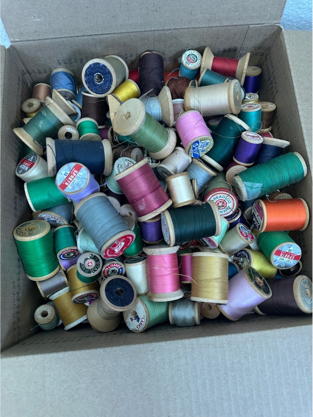 300+ Spools Of Thread Wooden Vintage To New Coats & Clark Belding Lily Cotton
